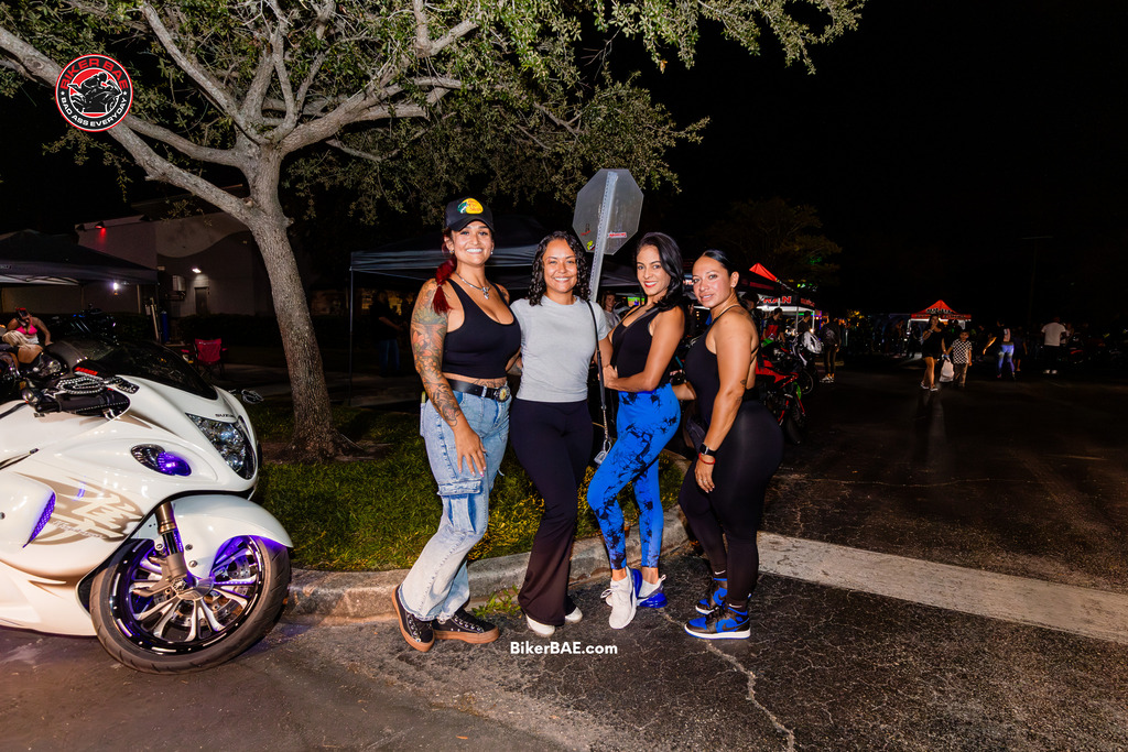 Group of women riders at Tampa Joe's